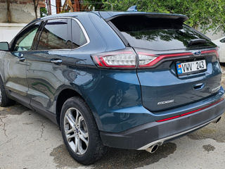 Ford Edge foto 2