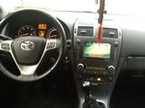 Toyota Avensis foto 8