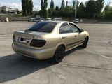 Nissan Almera foto 5