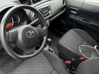 Toyota Yaris foto 4