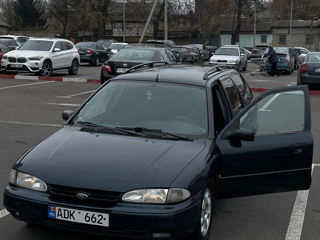 Ford Mondeo foto 4