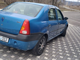 Dacia Logan foto 8