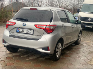 Toyota Yaris foto 4