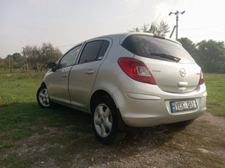 Opel Corsa foto 4