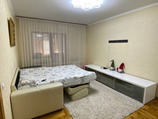 Apartament cu 2 camere, 60 m², Buiucani, Chișinău foto 14