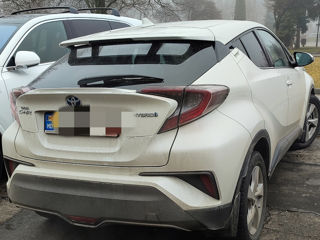 Toyota C-HR foto 3