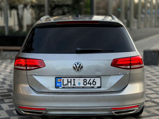 Volkswagen Passat foto 6