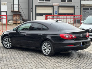 Volkswagen Passat CC foto 4