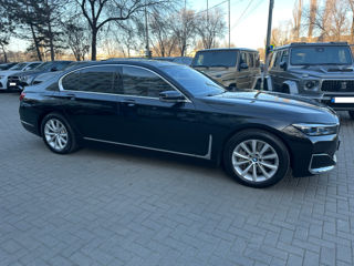 BMW 7 Series foto 7