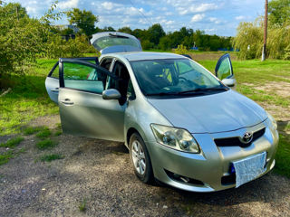 Toyota Auris foto 2