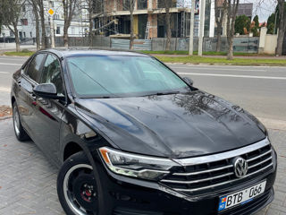 Volkswagen Jetta foto 8