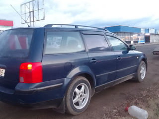 Volkswagen Passat foto 4