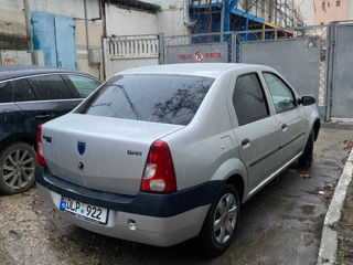 Dacia Logan foto 3