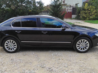 Skoda Superb foto 4