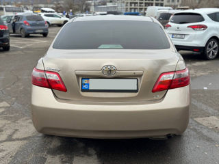 Toyota Camry foto 9