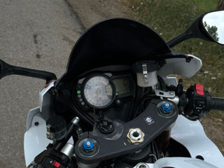 Suzuki GSX R-1000 foto 4