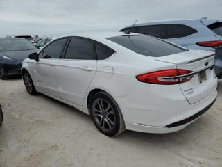 Ford Fusion foto 6