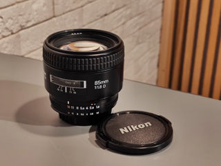 Nikon 85mm 1.8 D