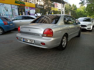 Hyundai Sonata foto 4