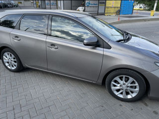 Toyota Auris foto 4