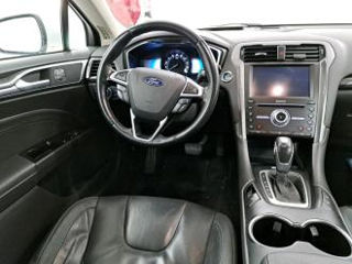 Ford Mondeo foto 5