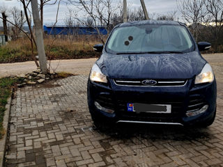 Ford Kuga foto 2