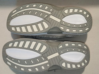 Американские кроссовки для ваших ног, оригинал, серо-белые, размер 42,5 foto 9
