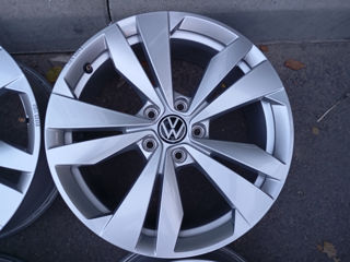 VW ID 3.  Golf  R18. 5x112 foto 6