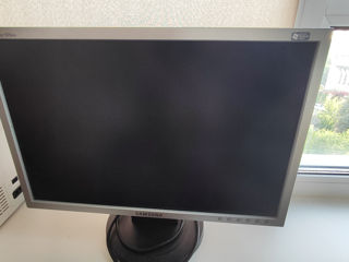 19" Monitor Samsung SyncMaster 920NW, 1440x900, 75 Hz. foto 1