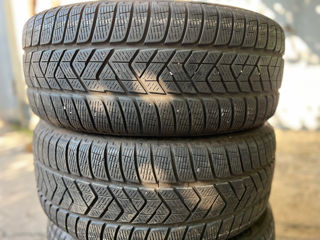 R18 235/55 Pirelli Scorpion Winter