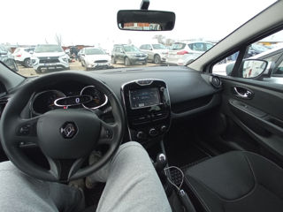 Renault Clio foto 4