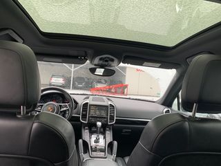 Porsche Cayenne foto 12