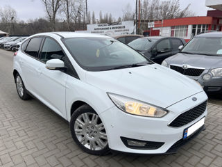 Ford Focus foto 2