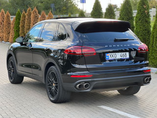 Porsche Cayenne foto 3