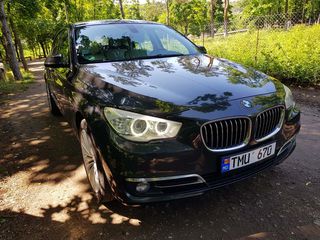 BMW 5 Series foto 2