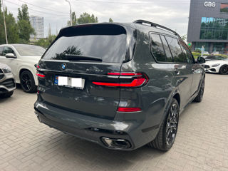 BMW X7 foto 6