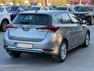 Toyota Auris foto 3