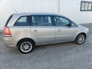 Opel Zafira foto 3