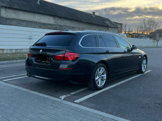 BMW 5 Series foto 4