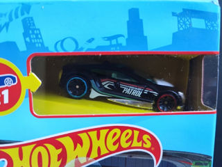 Новый Hot Wheels foto 2