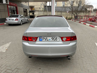 Honda Accord фото 6