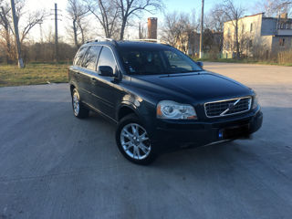 Volvo XC90 foto 1