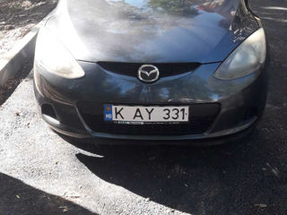 Mazda 2 foto 2