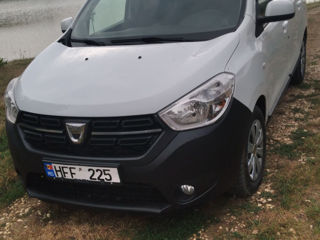 Dacia Lodgy foto 2