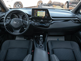 Toyota C-HR foto 7