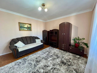 Apartament cu 2 camere, 56 m², Centru, Chișinău foto 2