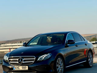 Mercedes E-Class foto 2