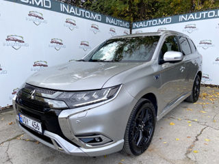 Mitsubishi Outlander foto 2