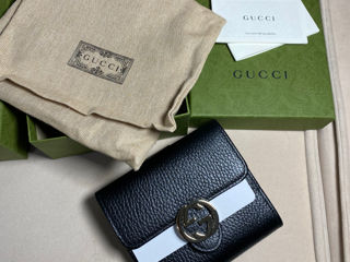 Se vinde Portmoneu Gucci Nou / Original / Full Set