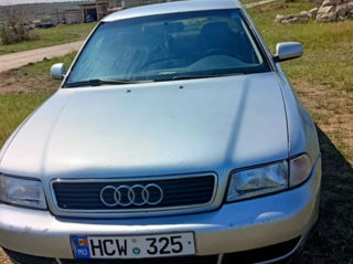 Audi A4 foto 2